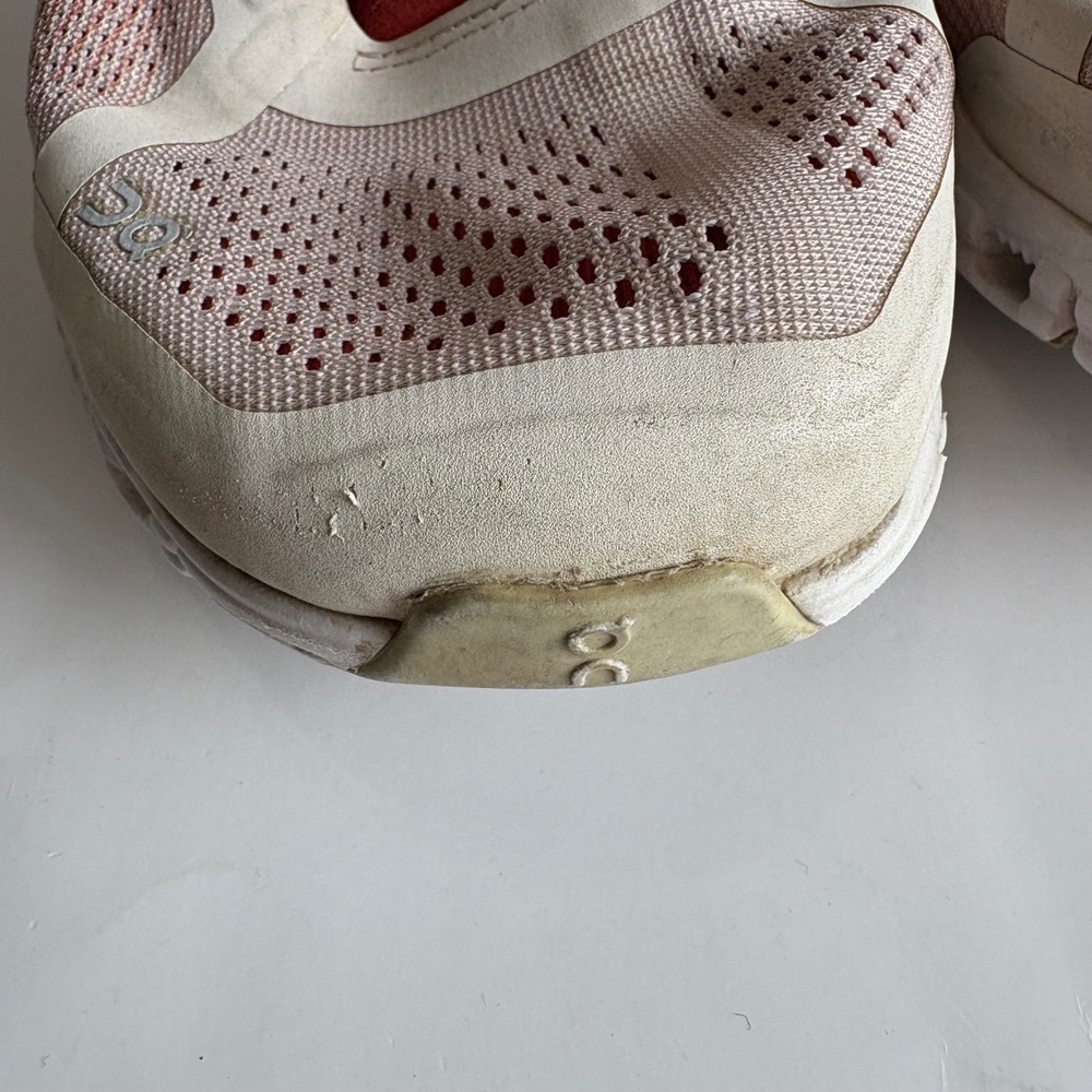 On Cloud Running Shoes Womens 9 Rust Red White Low Top Athletic Sneakers - Picture 4 of 12